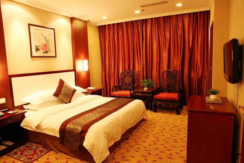 Tianhong Hotel 허쩌 객실 사진