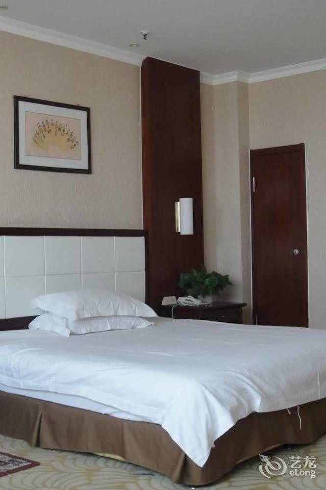 Tianhong Hotel 허쩌 외부 사진