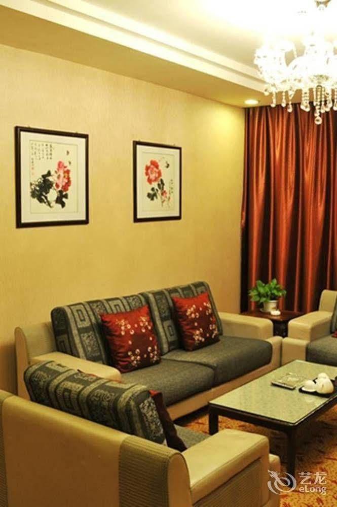 Tianhong Hotel 허쩌 외부 사진